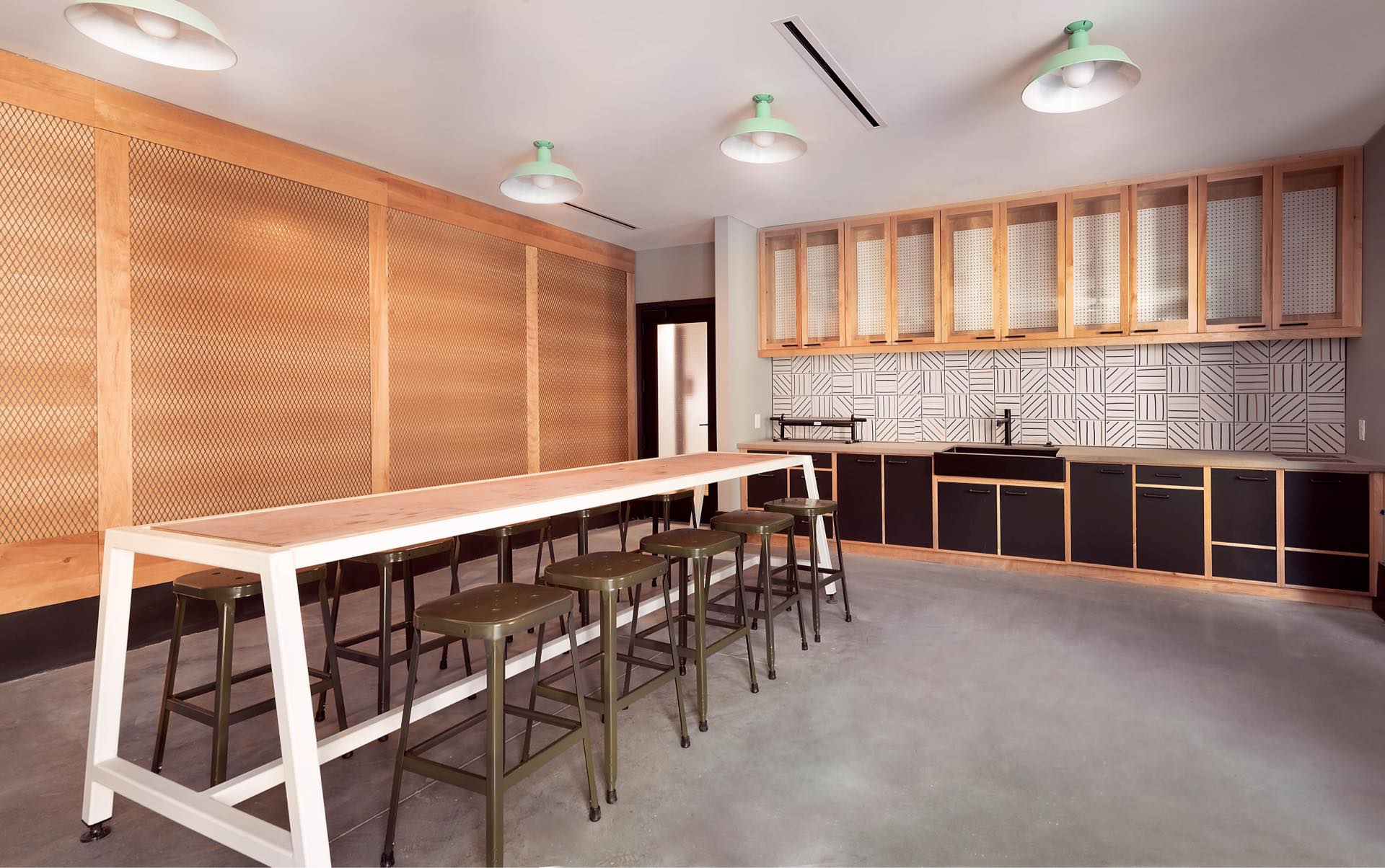 Faraday Park East makers space with long writers table